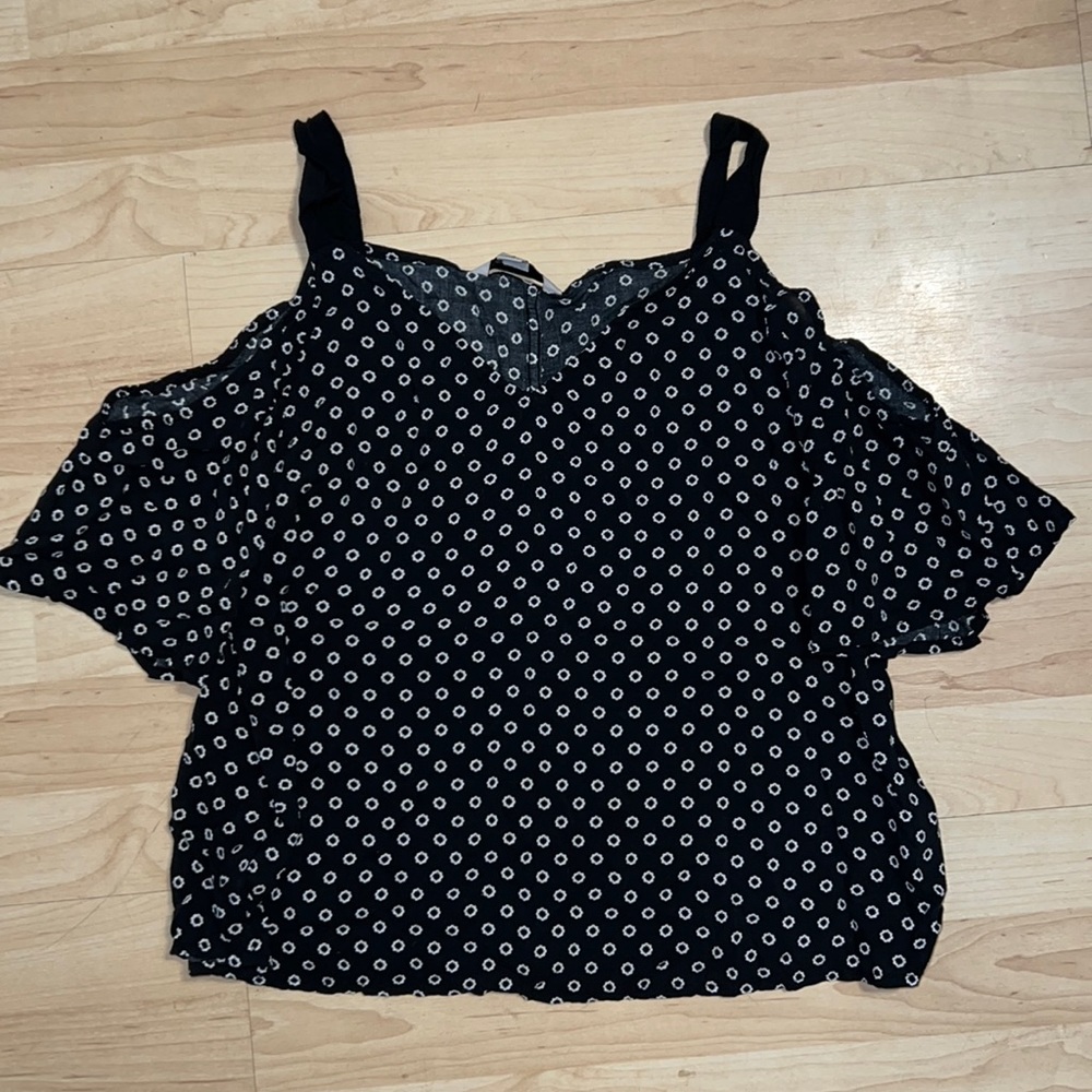 Calvin Klein bell sleep top